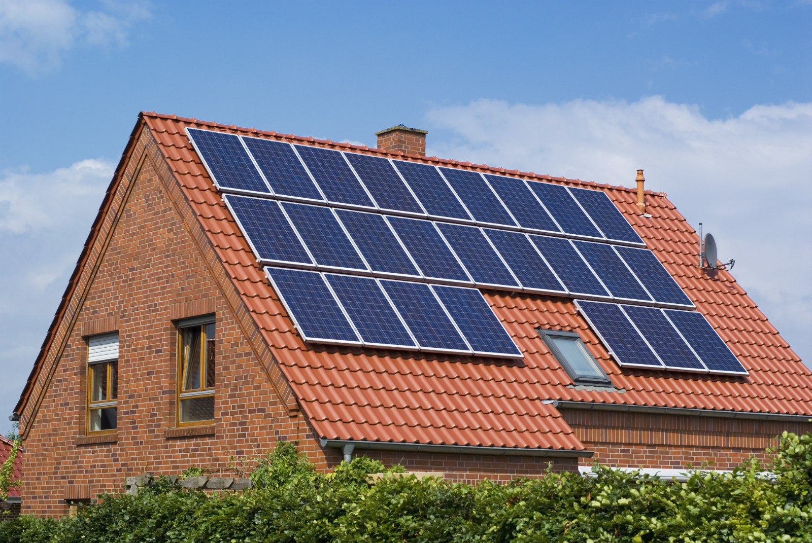 Do Solar Panels Work on Cloudy Days Do Solar Panels Work on Cloudy Days